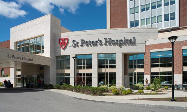 St.Peters Hospital Taxi Service - Best Trips 24/7 - Pro Cars